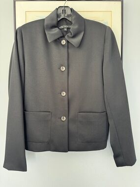 NEW FRONTIER BLACK SATIN BUTTON DOWN CROPPED BLAZER JACKET XS